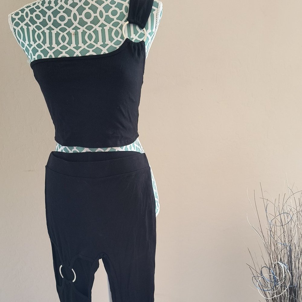 Crop top pants set